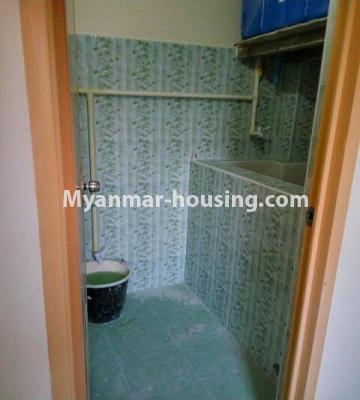 မြန်မာအိမ်ခြံမြေ - ရောင်းမည် property - No.3424 - စမ်းချောင်းတွင် အိပ်ခန်းတစ်ခန်းပါသော လေးလွှာတိုက်ခန်း ရောင်းရန်ရှိသည်။ - bathroom view