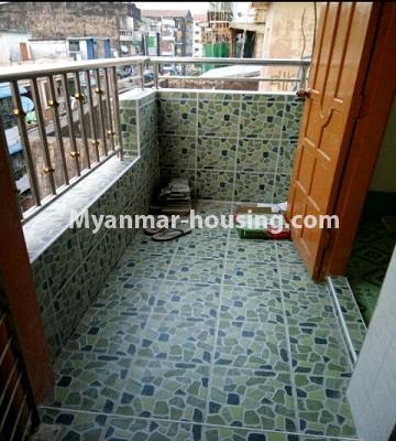 缅甸房地产 - 出售物件 - No.3424 - Four floor 1BHK room for sale in Sanchaung! - balcony view