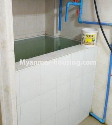 မြန်မာအိမ်ခြံမြေ - ရောင်းမည် property - No.3452 - သာကေတတွင် ပထမထပ် တိုက်ခန်းရောင်းရန် ရှိသည်။ - bathroom view