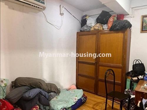 缅甸房地产 - 出售物件 - No.3481 - Three Bedroom Apartment for Sale in Tarmway! - bedroom