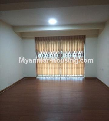 缅甸房地产 - 出售物件 - No.3491 - 2 BHK UBC Condominium Room for Sale in Thin Gann Gyun! - living roomn