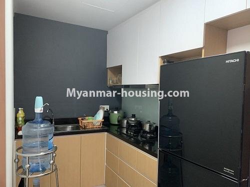 မြန်မာအိမ်ခြံမြေ - ရောင်းမည် property - No.3504 - Star City တွင် အိမ်ခန်းနှစ်ခန်းပါသော မြေညီအခန်း ရောင်းရန်ရှိသည်။ - kitchen