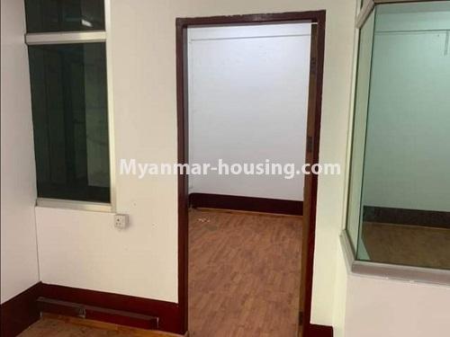 ミャンマー不動産 - 売り物件 - No.3508 - Four Bedroom Apartment for sale in Highway Complex, Kamaryut! - bedroom