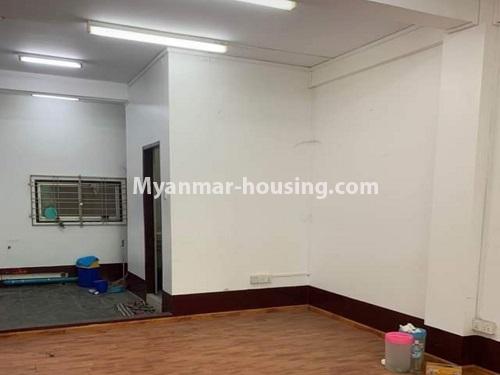 Myanmar real estate - for sale property - No.3508 - Four Bedroom Apartment for sale in Highway Complex, Kamaryut! - dining area